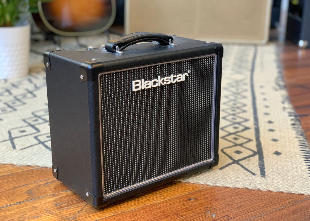 Black star ht1 top