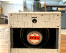 Load image into Gallery viewer, Bowen 112 Mini Cab - Retro
