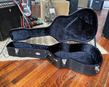 Load image into Gallery viewer, CNB Acoustic Guitar Case (dreadnought)
