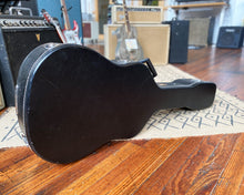 Load image into Gallery viewer, CNB Acoustic Guitar Case (dreadnought)
