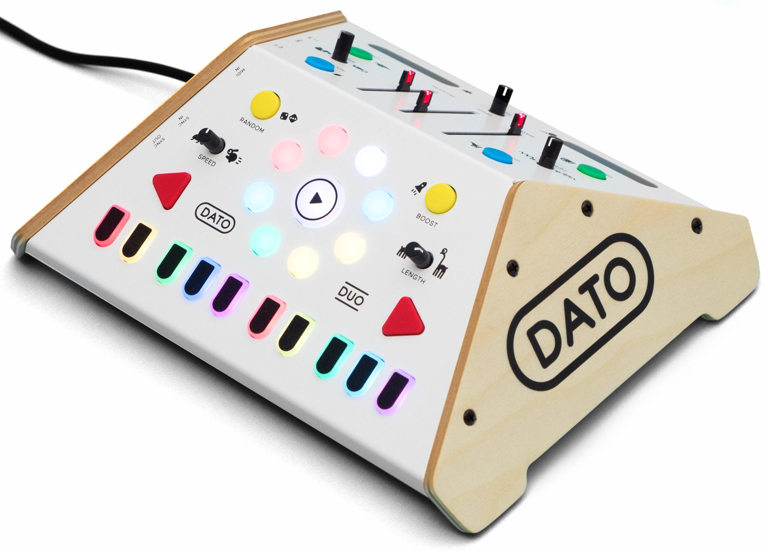 Dato DUO synth for two – Found Sound