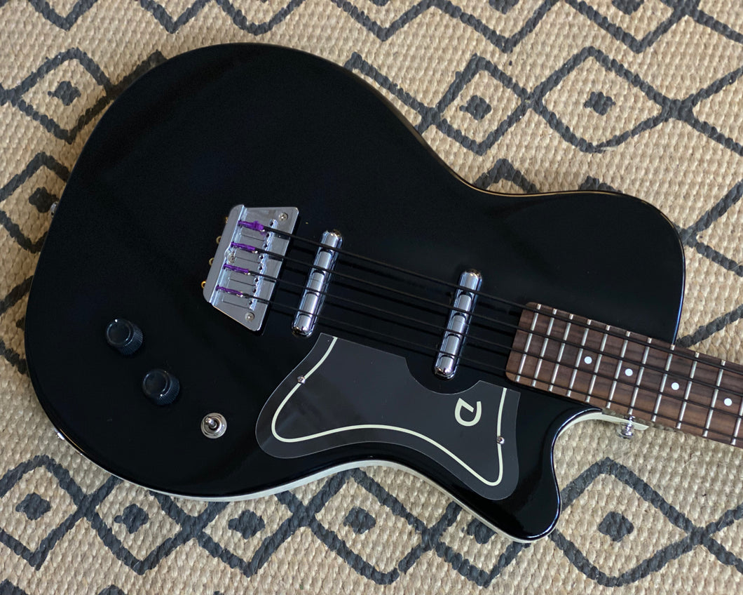 Danelectro '56 Single Cut Bass - La Bella Tapewounds! 🖤