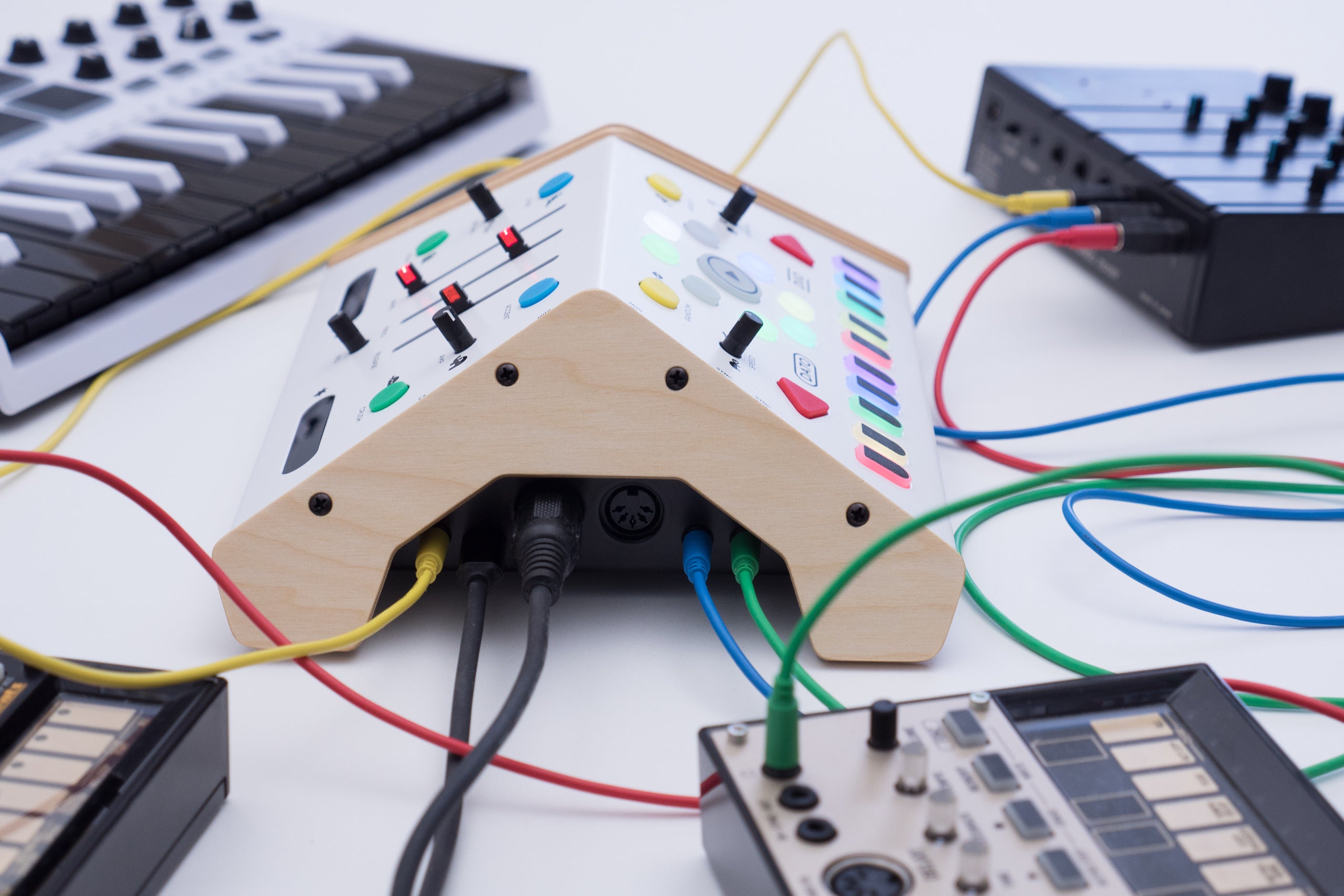 Dato duo シンセサイザー synthesizer-for-two Amazon.co.jp: DATO DUO 子供から大人まで 2人同時プレイ シンセ