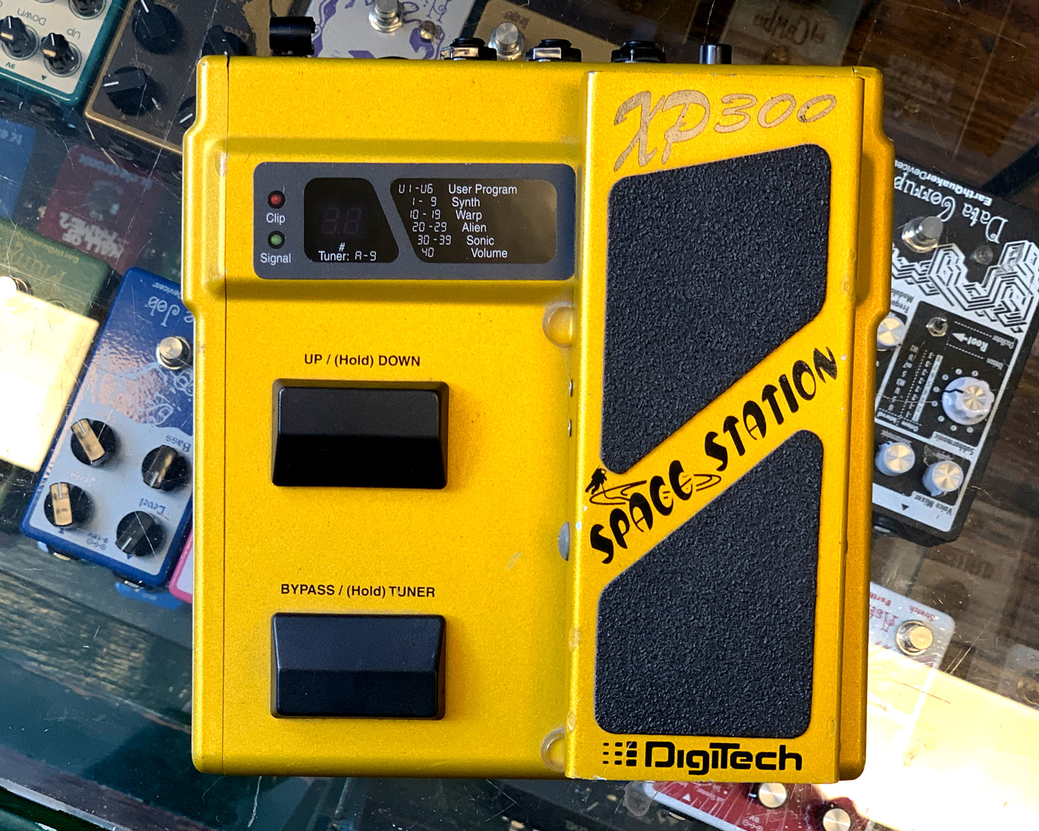 DigiTech XP300 Space Station