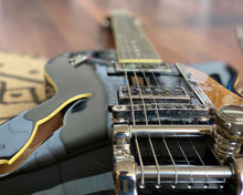 Load image into Gallery viewer, &#39;18 Duesenberg Starplayer TV - w/ OHSC &amp; Paperwork
