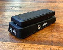 Load image into Gallery viewer, Dunlop GCB-95 Cry Baby Standard
