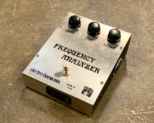 Load image into Gallery viewer, Electro Harmonix Frequency Analyzer
