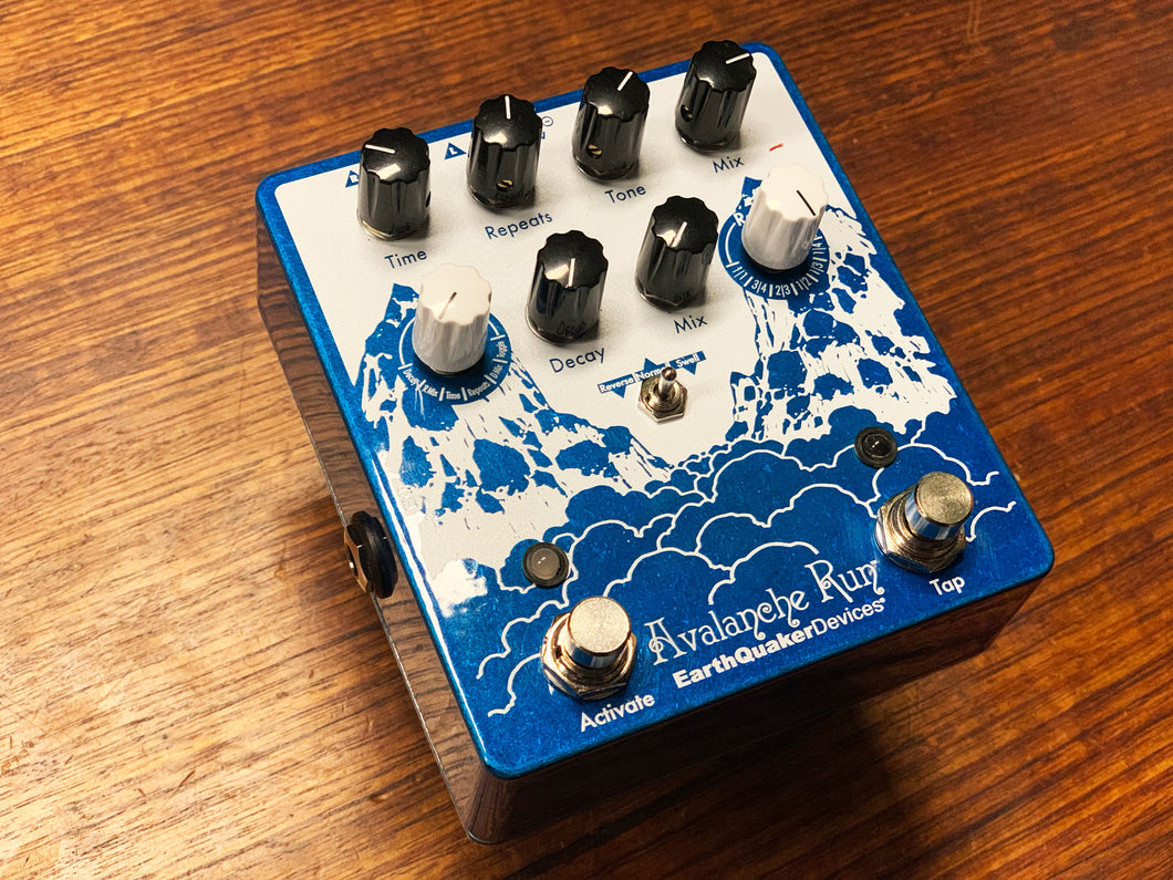 EarthQuaker Devices Avalanche Run v2 - B Stock