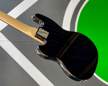 Load image into Gallery viewer, Eastwood Hooky Bass 6 PRO w/ case
