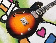 Load image into Gallery viewer, Eastwood &#39;The Cosey&#39; Mandola - Sunburst
