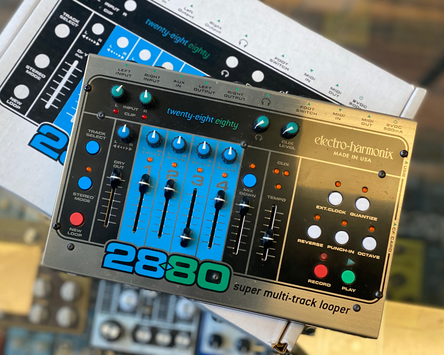 Electro Harmonix 2880 Super Multi-Track Looper + Foot