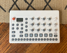 Load image into Gallery viewer, Elektron Model: Samples
