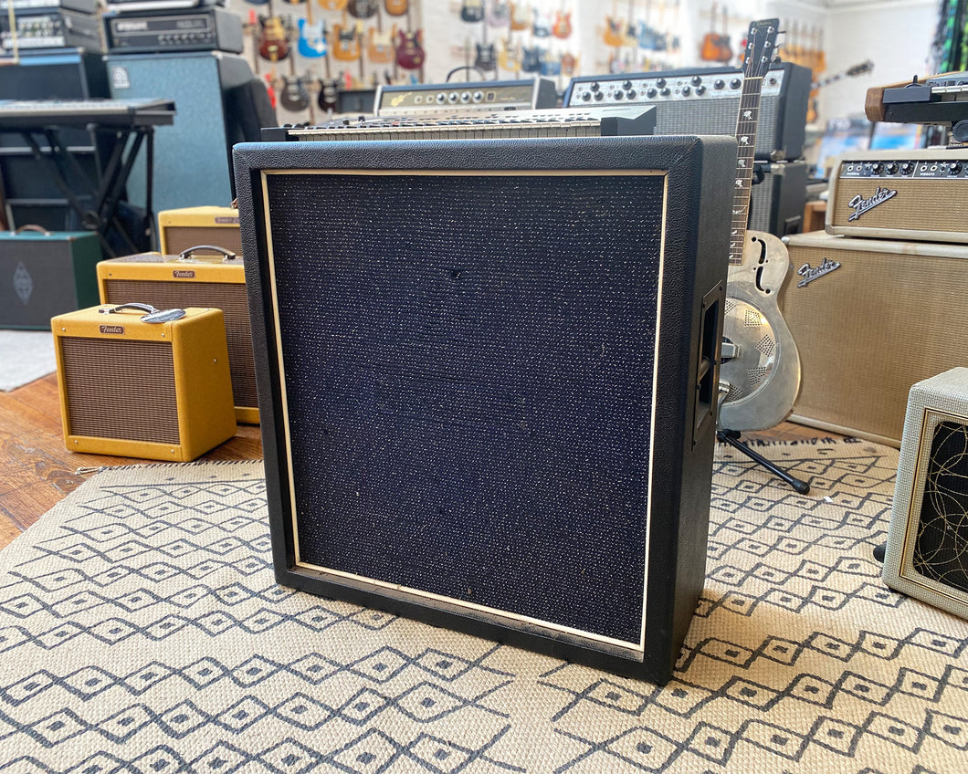 Eminar 412 Cabinet