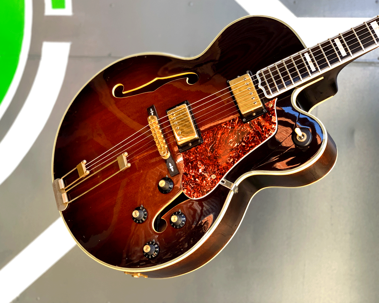 Epiphone Emperor F