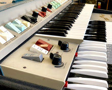 Load image into Gallery viewer, &#39;66 Farfisa Compact Duo - Combo Organ 🇮🇹
