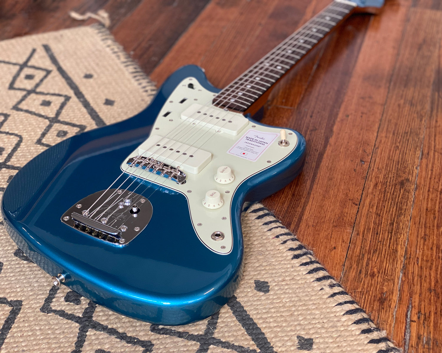 Fender 2021 Limited Edition - Traditional 60s Jazzmaster - Roasted Map –  Found Sound