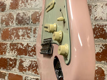 Load image into Gallery viewer, Fender American Original &#39;60s Stratocaster - Shell Pink
