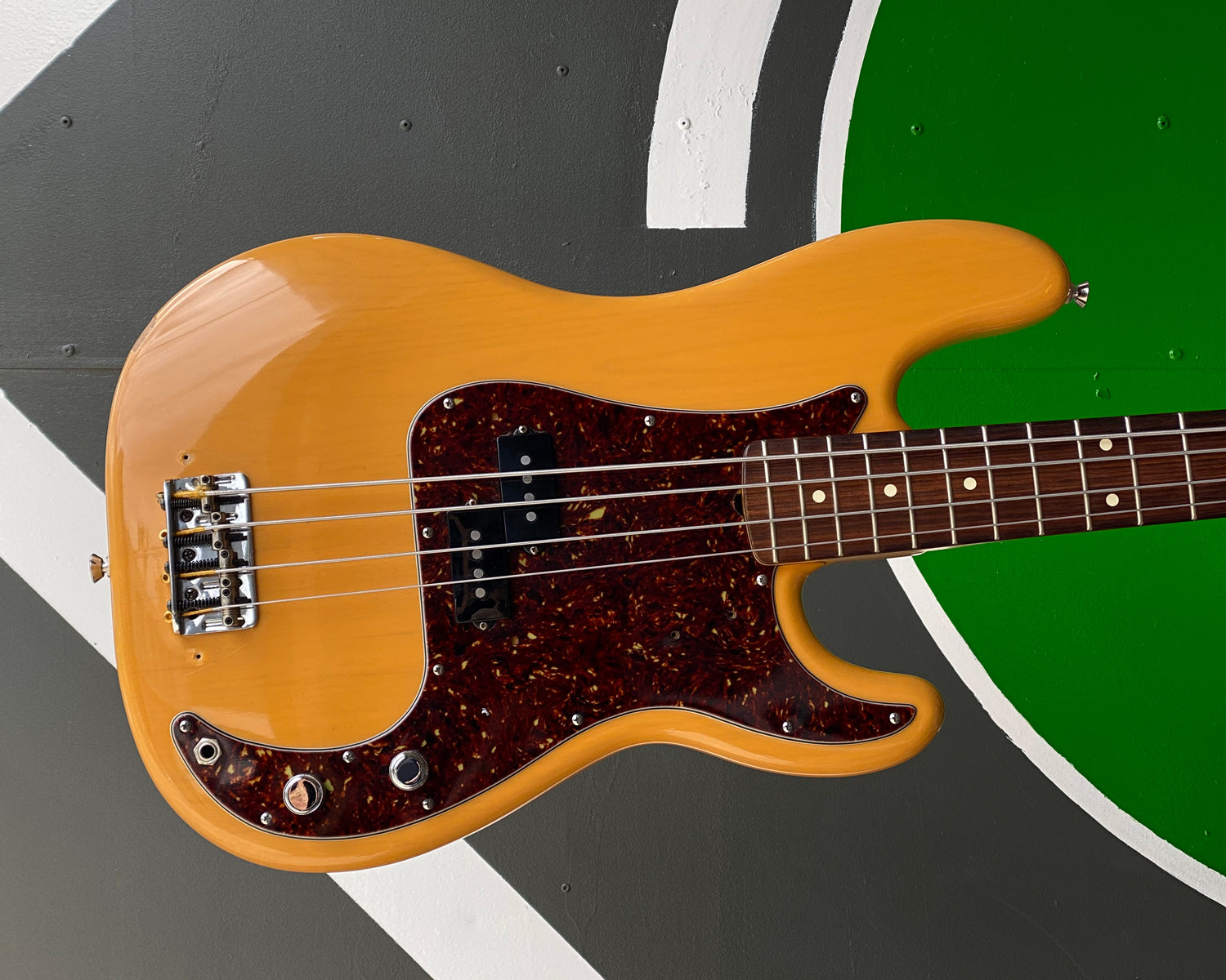 Fender jazz bass butterscotch blonde sale