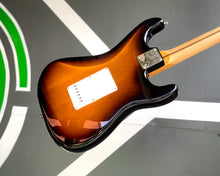 Load image into Gallery viewer, &#39;09 Fender American Vintage Reissue &#39;57 Stratocaster - AVRI Left Handed

