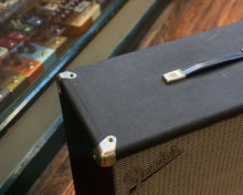Load image into Gallery viewer, Fender Custom Shop Vibro-King 212 Enclosure
