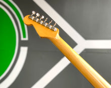 Load image into Gallery viewer, Fender Japan Exclusive Series Classic &#39;60s Stratocaster
