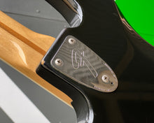Load image into Gallery viewer, &#39;78 Fender Jazz Bass - Nitro Refin!

