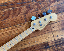 Load image into Gallery viewer, Fender Player Precision Bass
