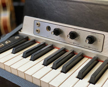 Load image into Gallery viewer, &#39;77 Fender Rhodes Mark 1 Stage Piano Eighty Eight 🇺🇸
