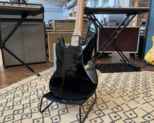 Load image into Gallery viewer, Fender Squier Affinity Jazz Bass
