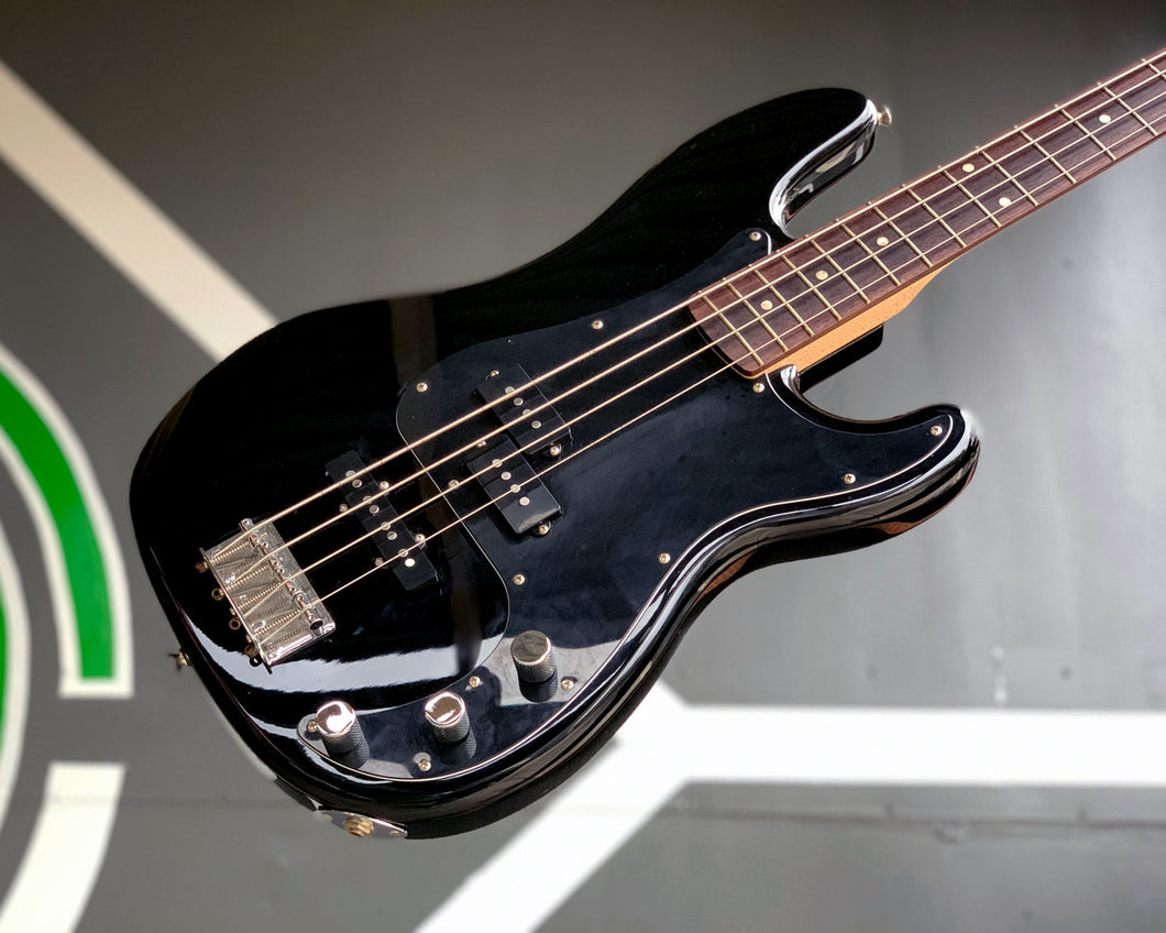 Fender Squier Affinity Series Precision Bass PJ - Black