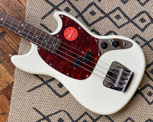 Load image into Gallery viewer, B-Stock Fender Squier Classic Vibe 60s Mustang Bass - Olympic White
