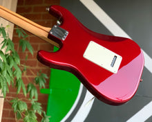 Load image into Gallery viewer, &#39;13 Fender Standard Stratocaster w/ HSC
