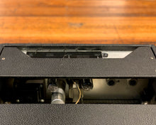 Load image into Gallery viewer, &#39;66 Fender Vibro Champ-Amp

