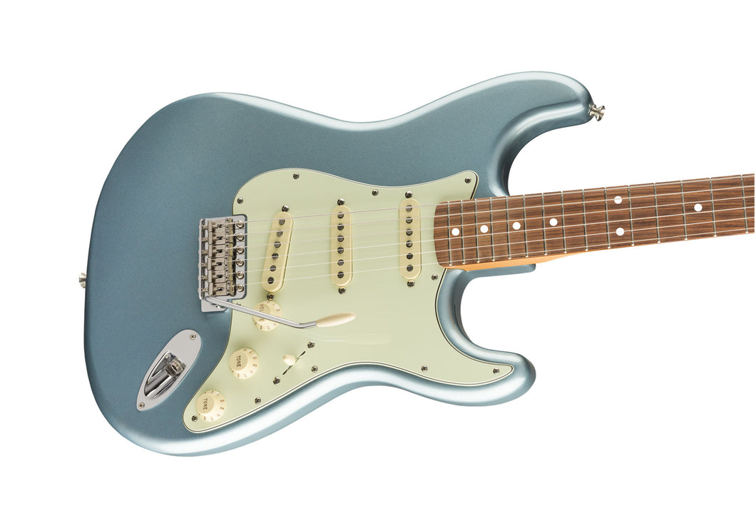 Fender Vintera '60s Stratocaster Ice Blue Metallic