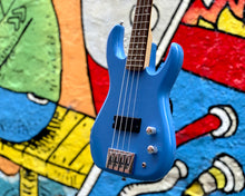 Load image into Gallery viewer, Fleabass Junior Water Bass - Orange / Blue
