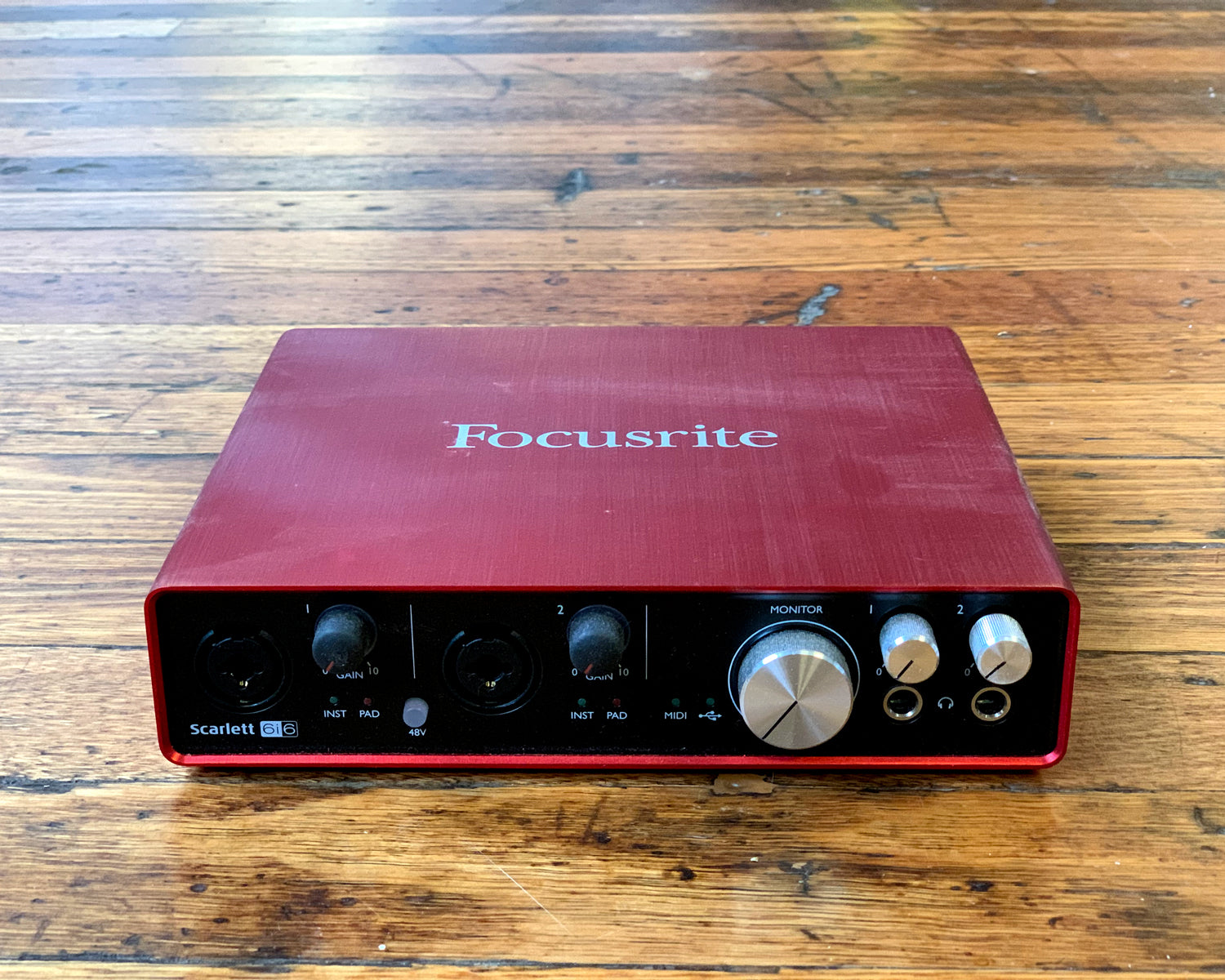 中古品】Focusrite Scarlett 6i6 G2 6in 6out 24bit 192kHz USB
