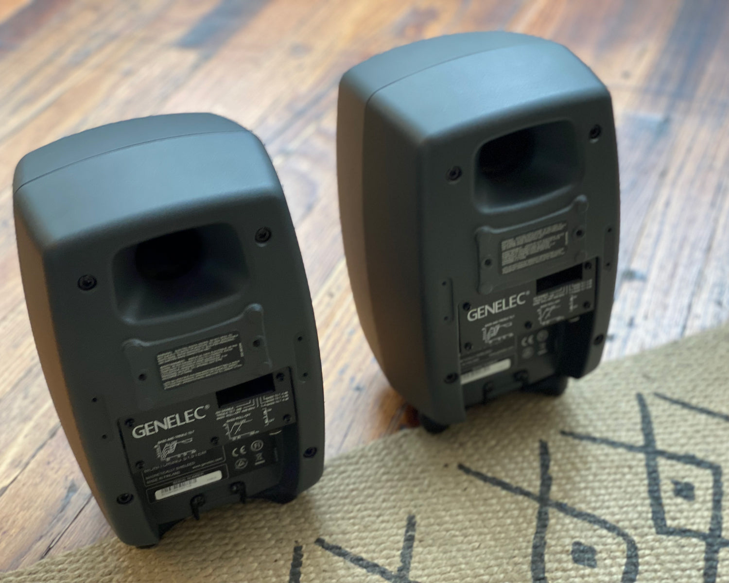 8030b genelec best sale