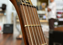 Load image into Gallery viewer, Gibson 60s Tribute Les Paul
