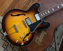 Load image into Gallery viewer, &#39;13 Gibson ES-335/12 - w/ Case &amp; Paperwork - Made in Memphis
