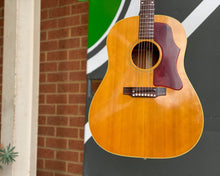 Load image into Gallery viewer, &#39;68 Gibson J-50 ADJ w/ OHSC
