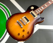 Load image into Gallery viewer, Gibson Les Paul Future Tribute - De-Robotted
