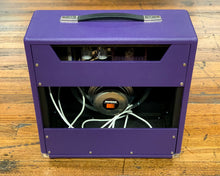 Load image into Gallery viewer, &#39;73 Goldentone Model 37020 - &#39;Tall Boy&#39;
