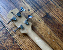 Load image into Gallery viewer, Gretsch G2220 Electromatic Junior Jet Bass Walnut Stain
