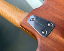 Load image into Gallery viewer, &#39;70s Hagstrom Scandi 🇸🇪
