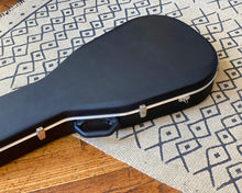Load image into Gallery viewer, Hiscox Pro-II Gibson ES-335 Case
