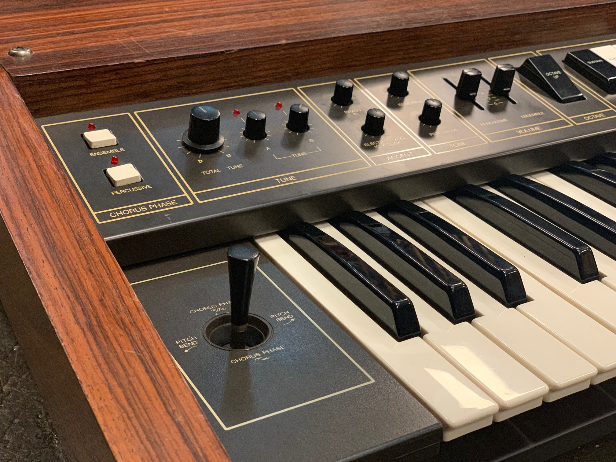 KORG ES-50 Lambda – Found Sound
