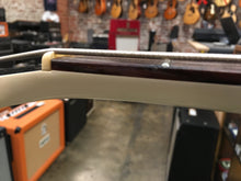 Load image into Gallery viewer, Orville by Gibson Thunderbird Bass

