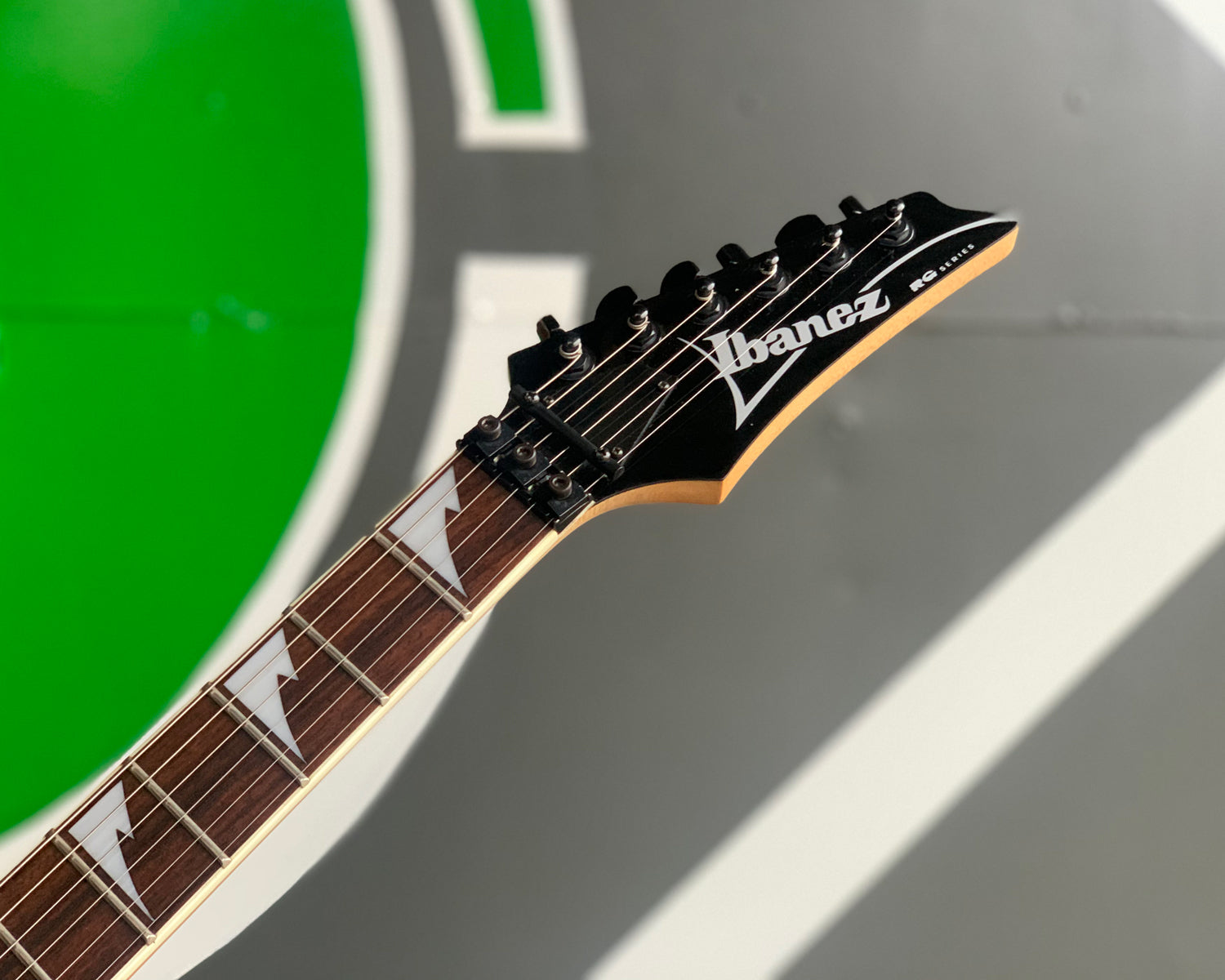 Ibanez RG 370 DX – Found Sound