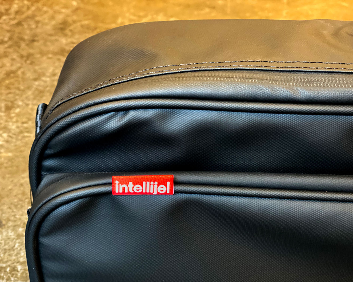 Intellijel Palette 104HP Gig Bag デッキセーバー Intellijel 4U x 104HP Palette Gig Bag – Found Sound