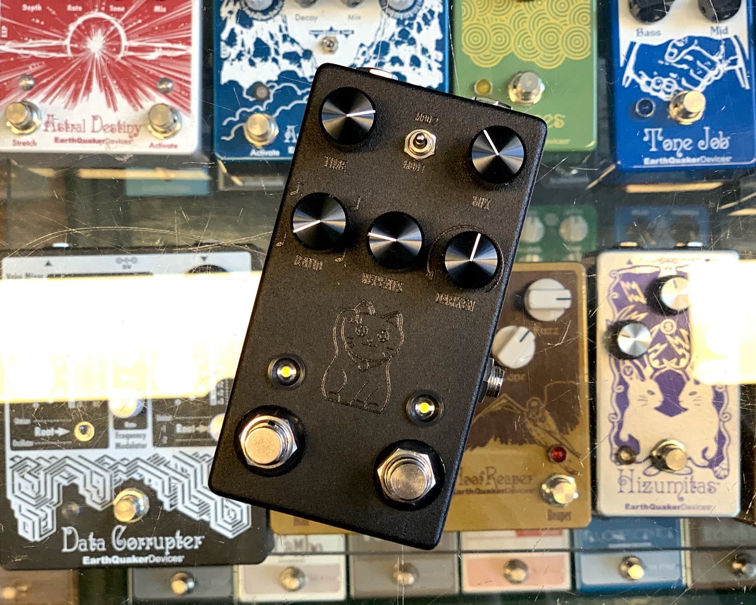 JHS PEDALS Lucky Cat Delay BLACK